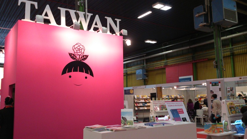 Taiwan Stand and BFT